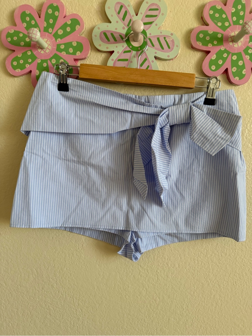 Lovers and Friends Striped Light Blue Tie-Waist Women's Skort Size S